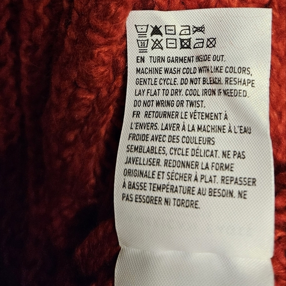 AE American Eagle Cable Knit Mock neck Red Sweater jumper Bishop sleeve size S - Picture 11 of 11